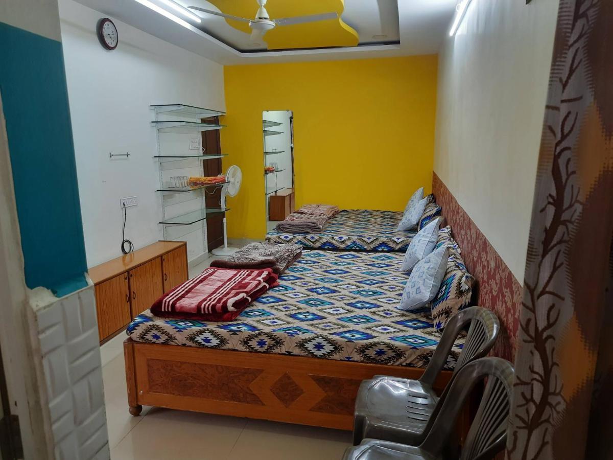 Saar Homestay Ujjain Exterior photo